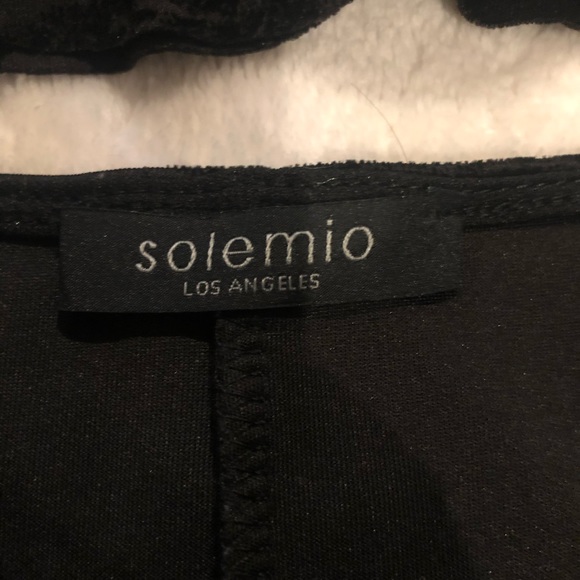 Matching crop top and skirt, very unique! - Picture 5 of 8